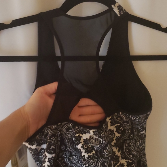 Keyhole back Damask tank - Picture 5 of 5